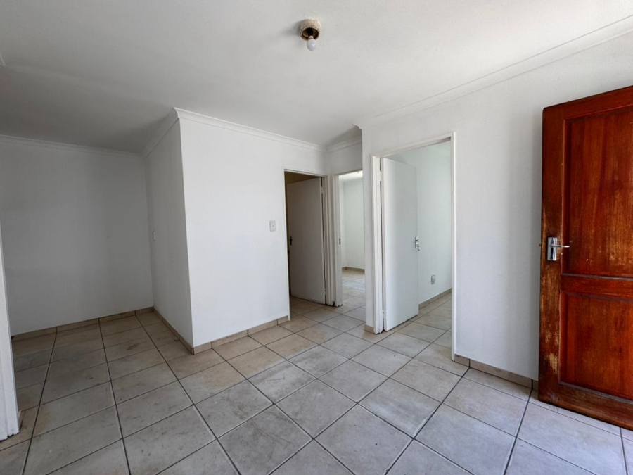 6 Bedroom Property for Sale in Hindle Park Western Cape